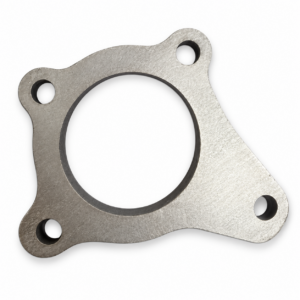 Brida turbo 1.2 TSI 2013 de acero inoxidable de 12 mm sobre fondo blanco